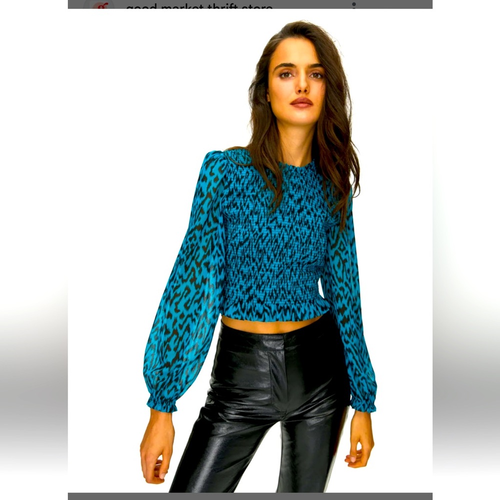 Aritzia Wilfred Lilith Blouse Top in Meridian Teal/ Black
SIZE Medium